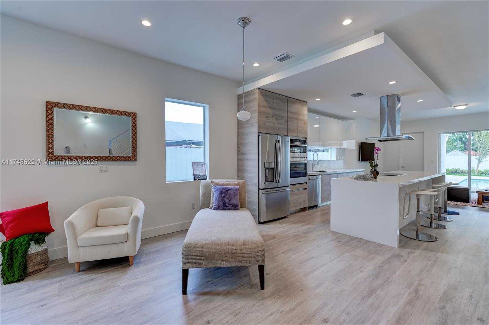 Small Image of 3572 SOUTH WEST 23RD ST #3572, Miami Number 2