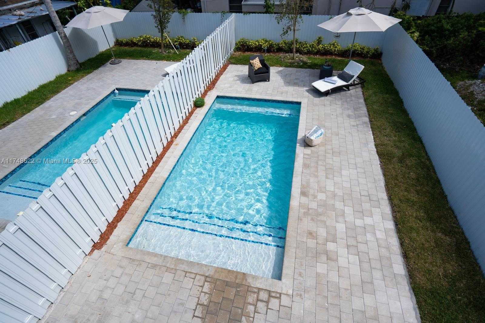 Small Image of 3572 SOUTH WEST 23RD ST #3572, Miami Number 29