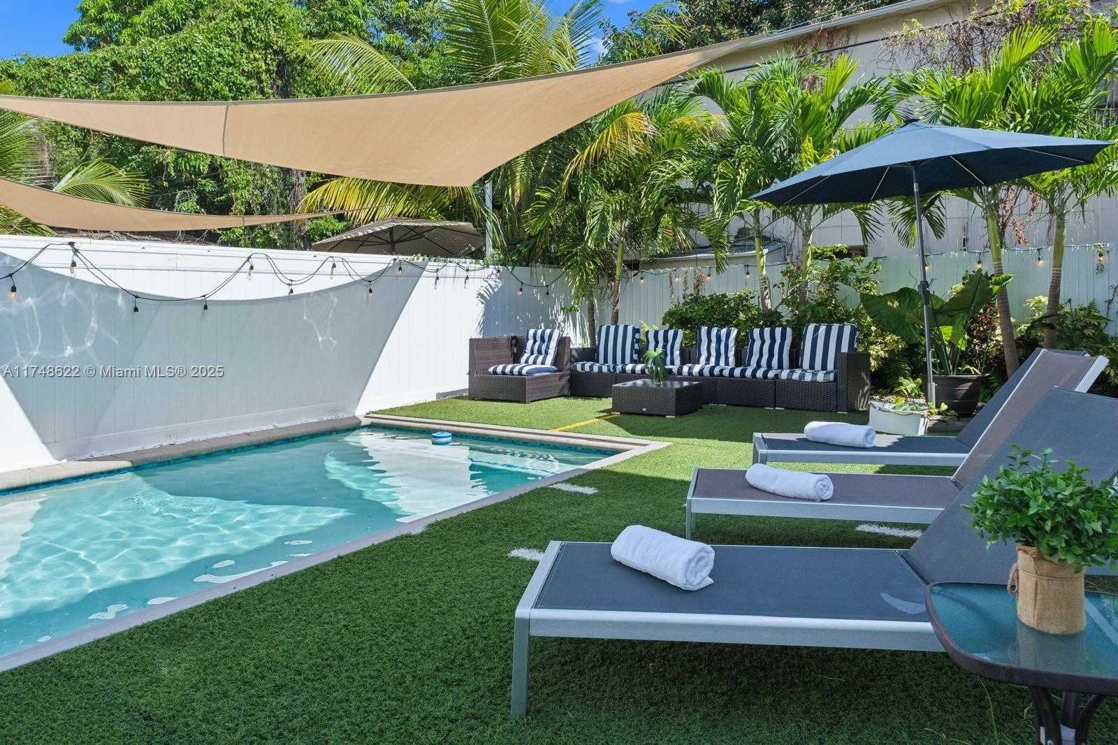 Small Image of 3572 SOUTH WEST 23RD ST #3572, Miami Number 8