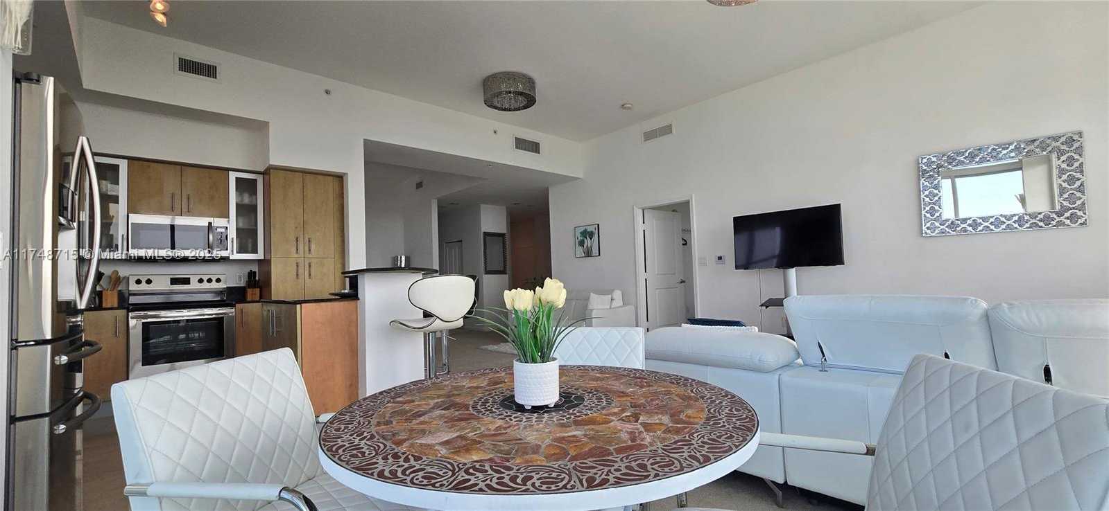 Small Image of 7900 HARBOR ISLAND DR #PH26, North Bay Village Number 13