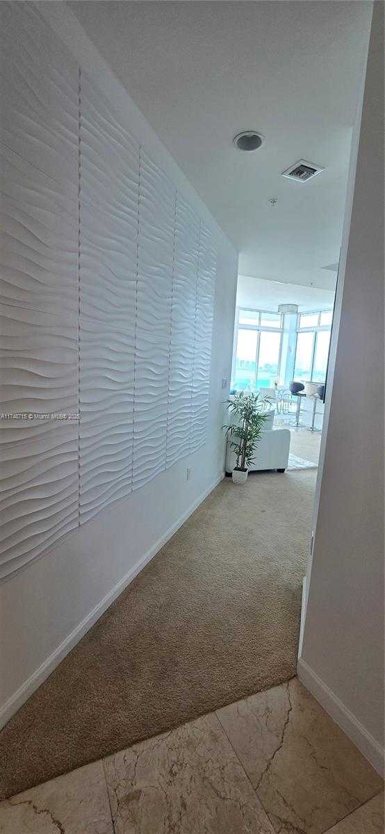 Small Image of 7900 HARBOR ISLAND DR #PH26, North Bay Village Number 22