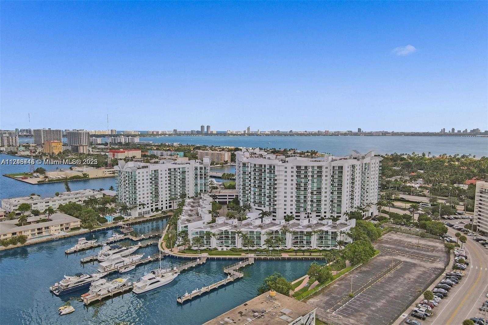 Small Image of 7900 HARBOR ISLAND DR #PH26, North Bay Village Number 45