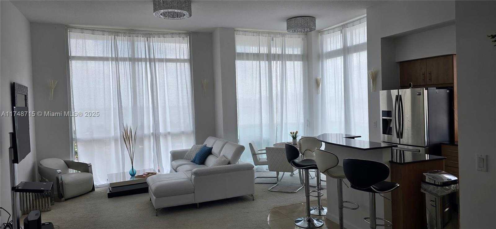Small Image of 7900 HARBOR ISLAND DR #PH26, North Bay Village Number 62