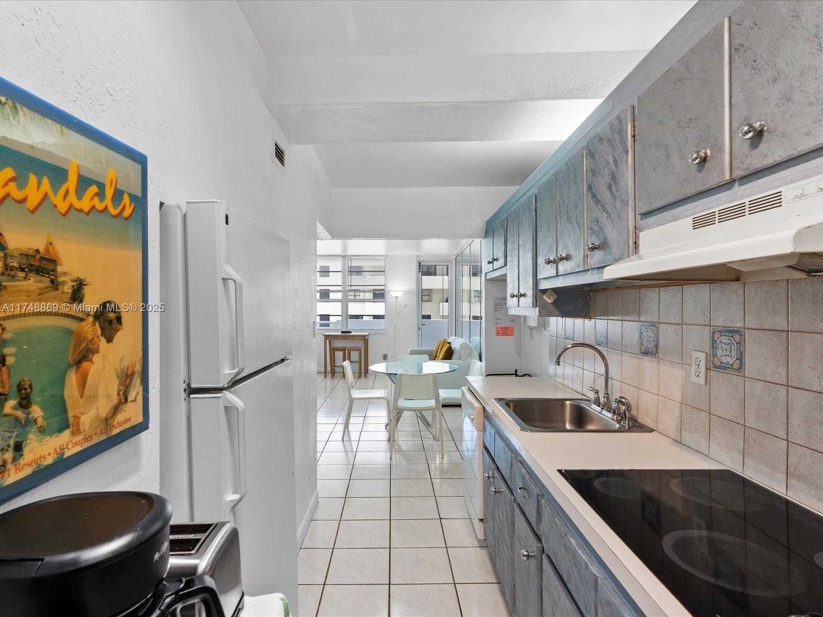 Small Image of 100 LINCOLN RD #830, Miami Beach Number 11