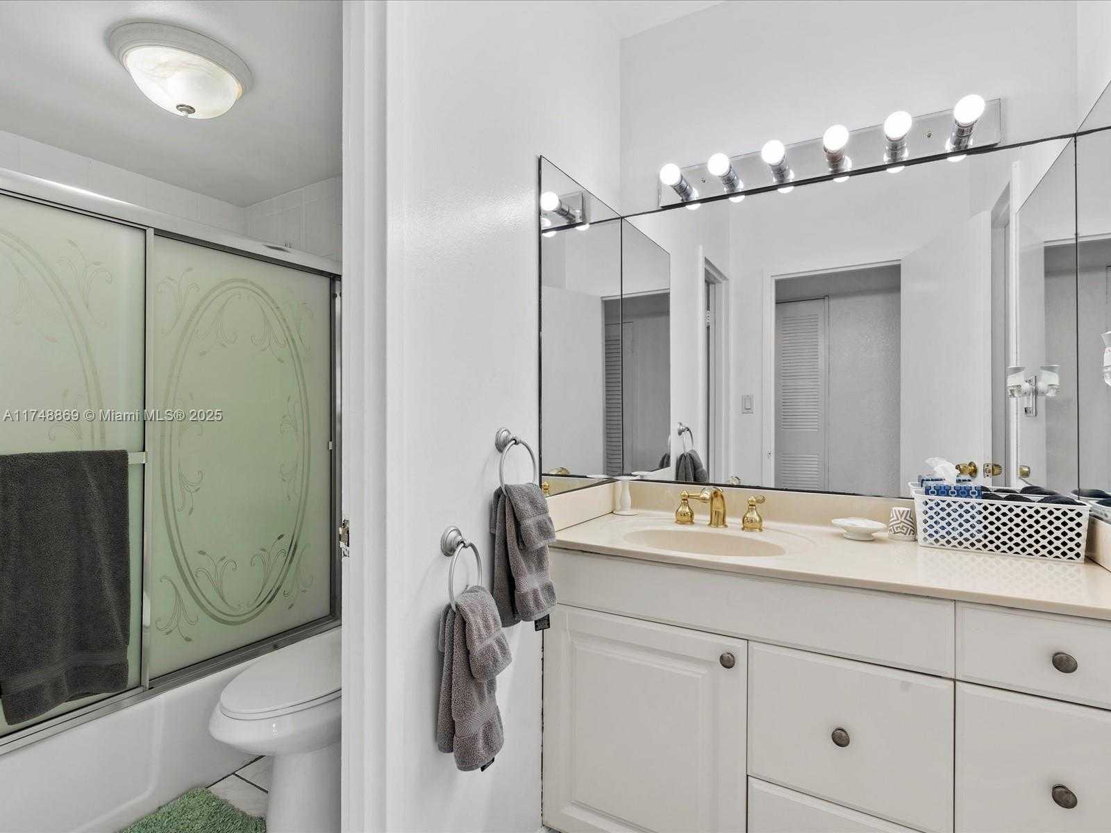 Small Image of 100 LINCOLN RD #830, Miami Beach Number 15