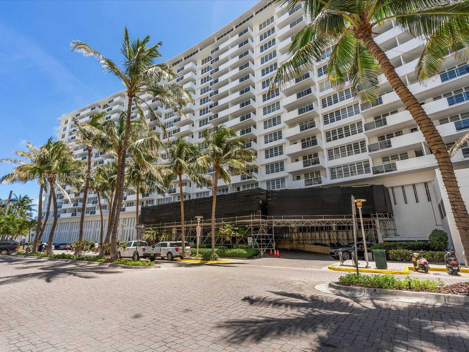 Small Image of 100 LINCOLN RD #830, Miami Beach Number 2