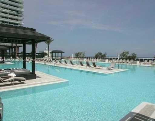 Small Image of 1800 S Ocean Dr, Hallandale Beach, FL 33009, USA Number 18
