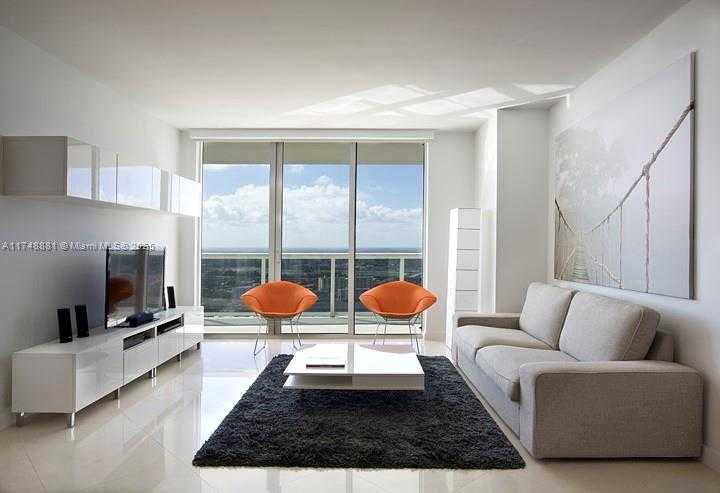 Small Image of 1800 S Ocean Dr, Hallandale Beach, FL 33009, USA Number 3