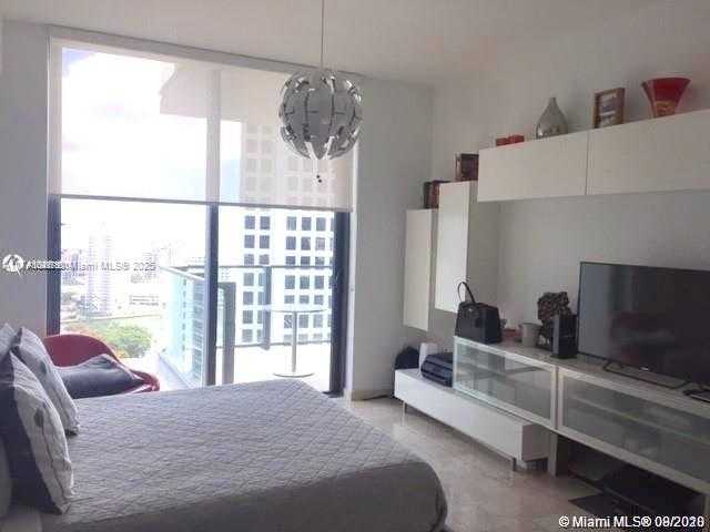 Small Image of 68 SOUTH EAST 6TH ST #2007, Miami Number 3