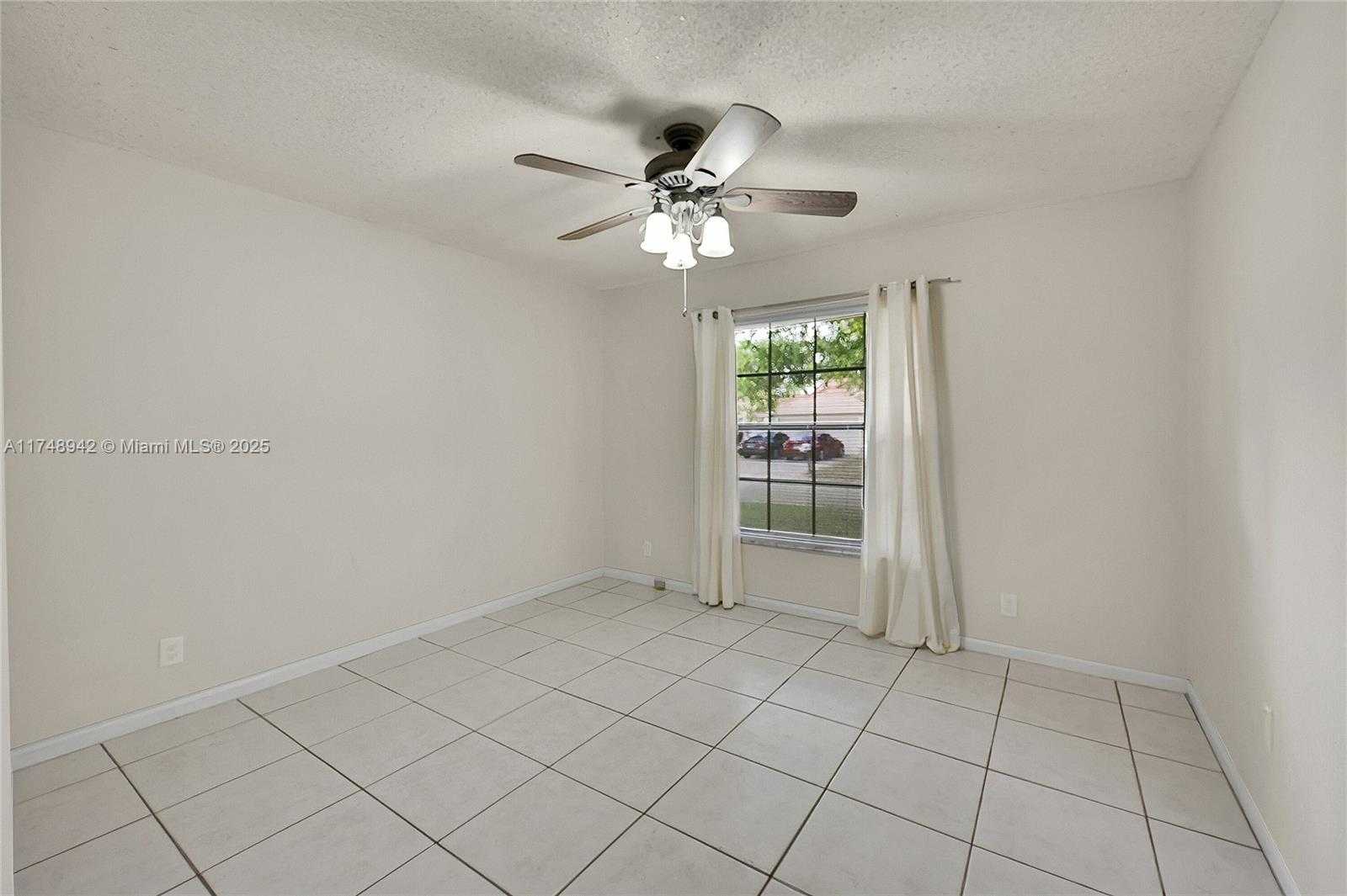 Small Image of 296 NORTH WEST 118TH TER, Coral Springs Number 29