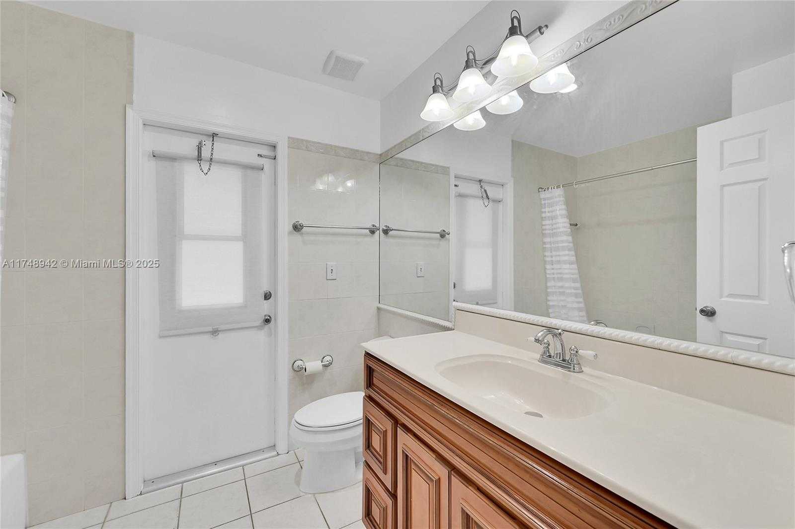 Small Image of 296 NORTH WEST 118TH TER, Coral Springs Number 33