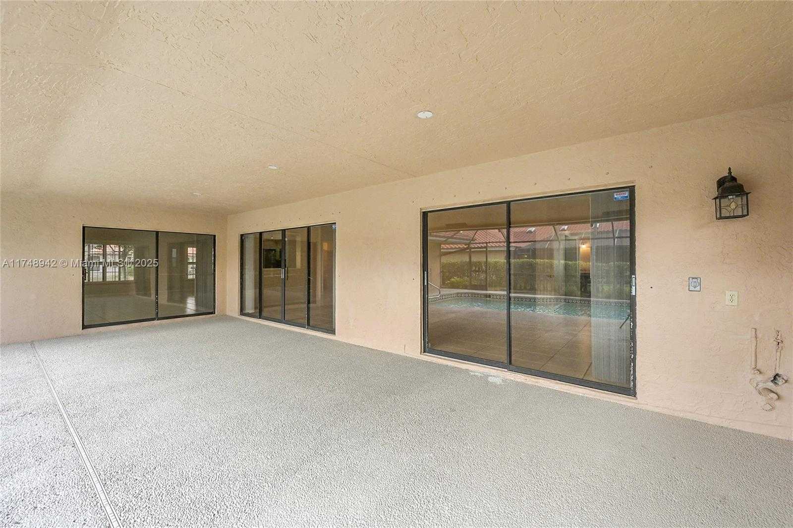 Small Image of 296 NORTH WEST 118TH TER, Coral Springs Number 40