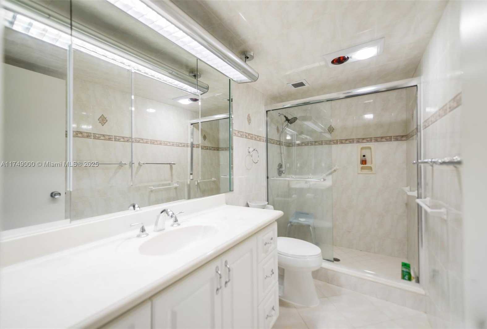 Small Image of 1980 SOUTH OCEAN DR #5E, Hallandale Beach Number 28