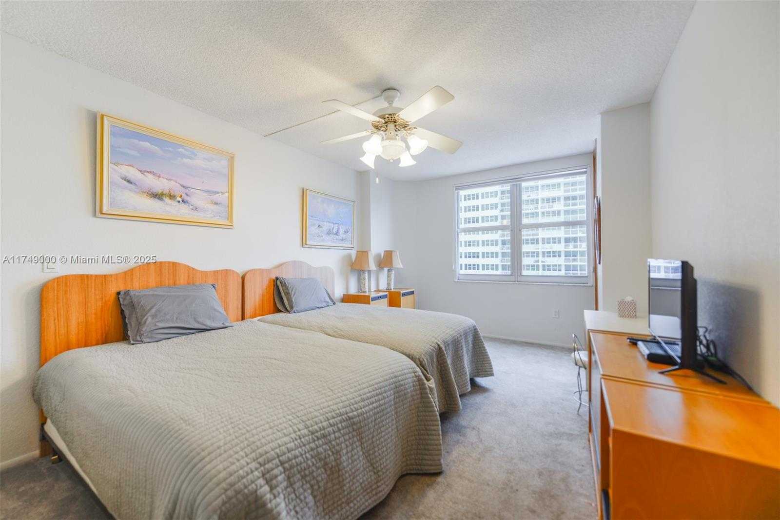 Small Image of 1980 SOUTH OCEAN DR #5E, Hallandale Beach Number 29