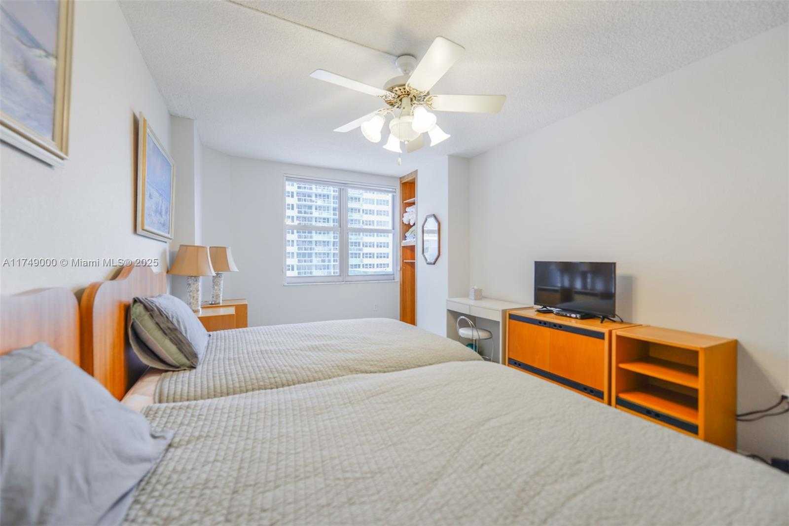 Small Image of 1980 SOUTH OCEAN DR #5E, Hallandale Beach Number 30