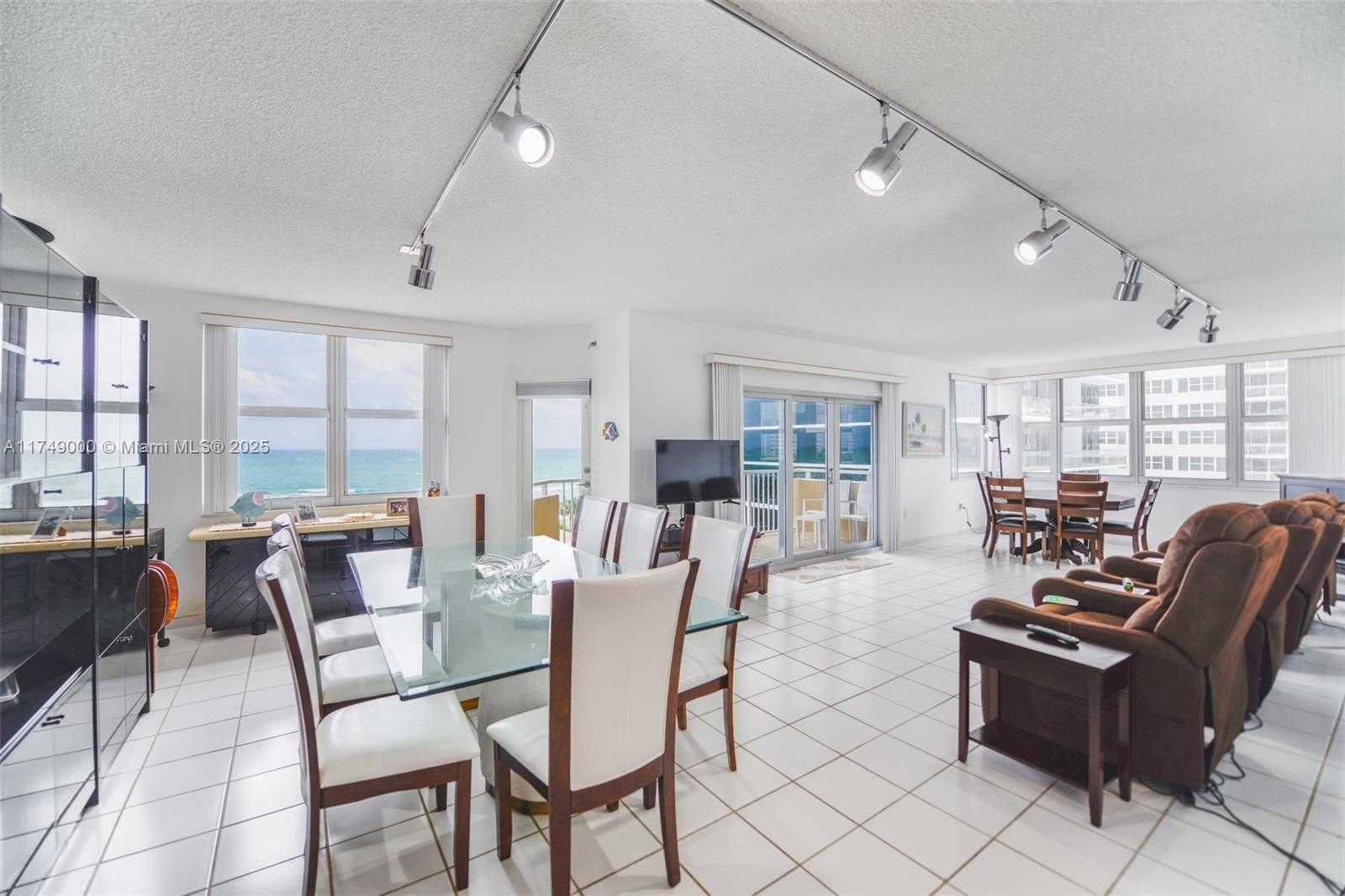 Small Image of 1980 SOUTH OCEAN DR #5E, Hallandale Beach Number 6