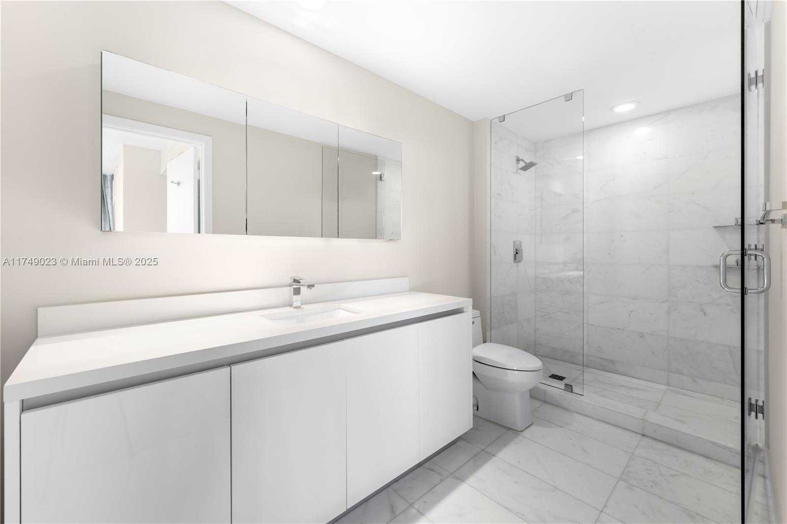 Small Image of 1 COLLINS AVE #308, Miami Beach Number 17