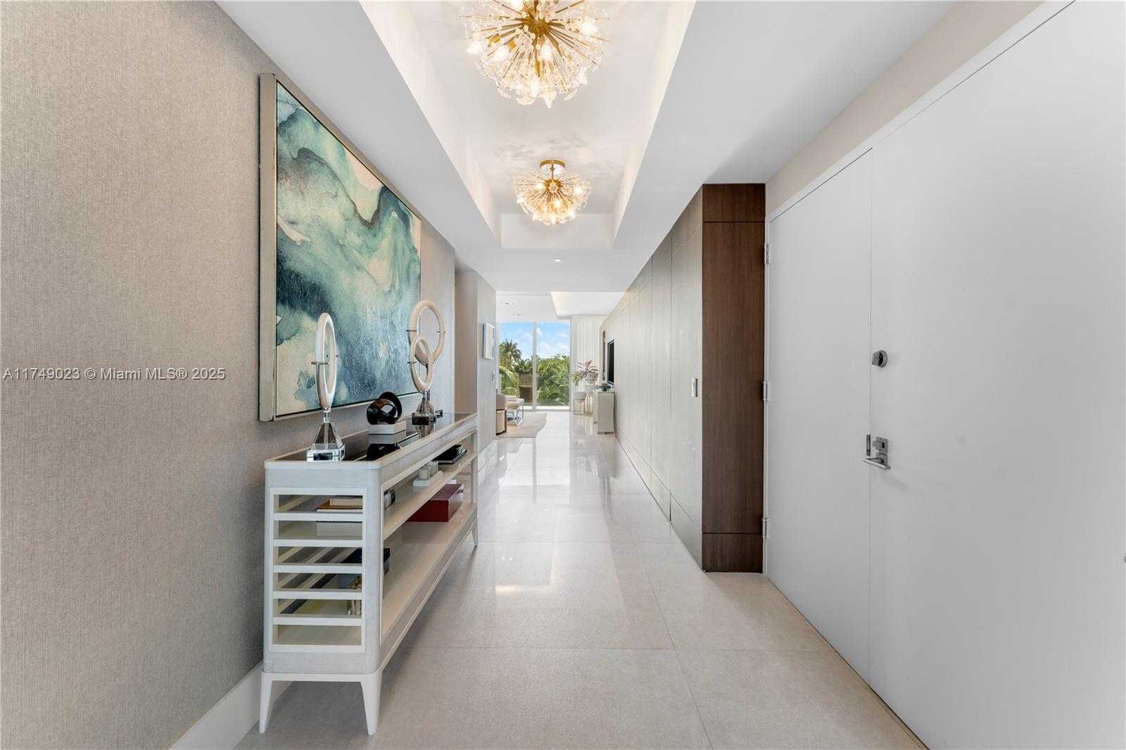 Small Image of 1 COLLINS AVE #308, Miami Beach Number 23