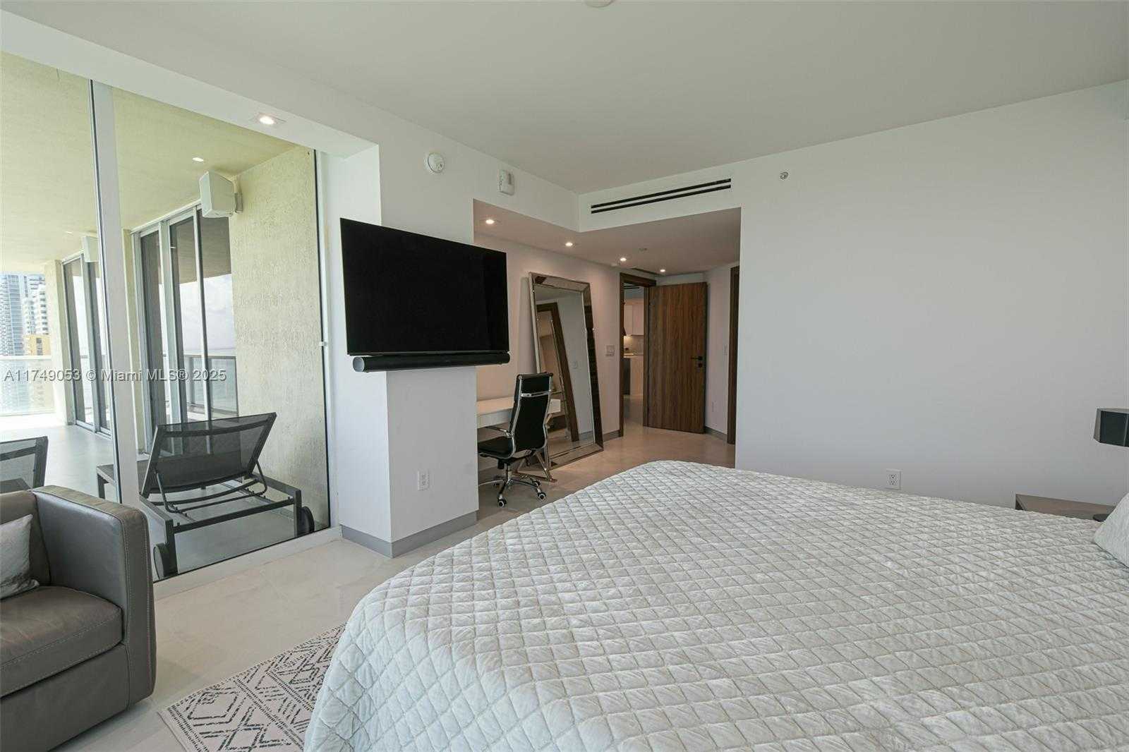 Small Image of 16699 COLLINS AVE #3202, Sunny Isles Beach Number 14