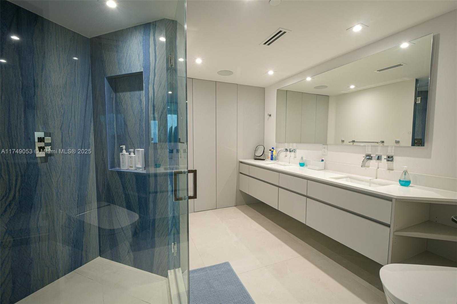 Small Image of 16699 COLLINS AVE #3202, Sunny Isles Beach Number 16