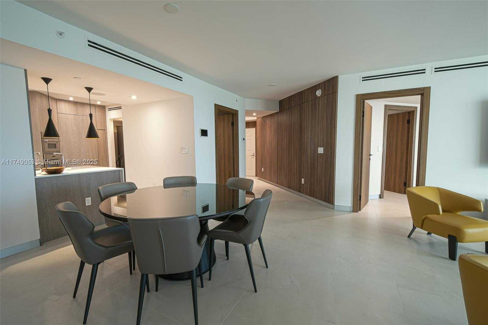Small Image of 16699 COLLINS AVE #3202, Sunny Isles Beach Number 4