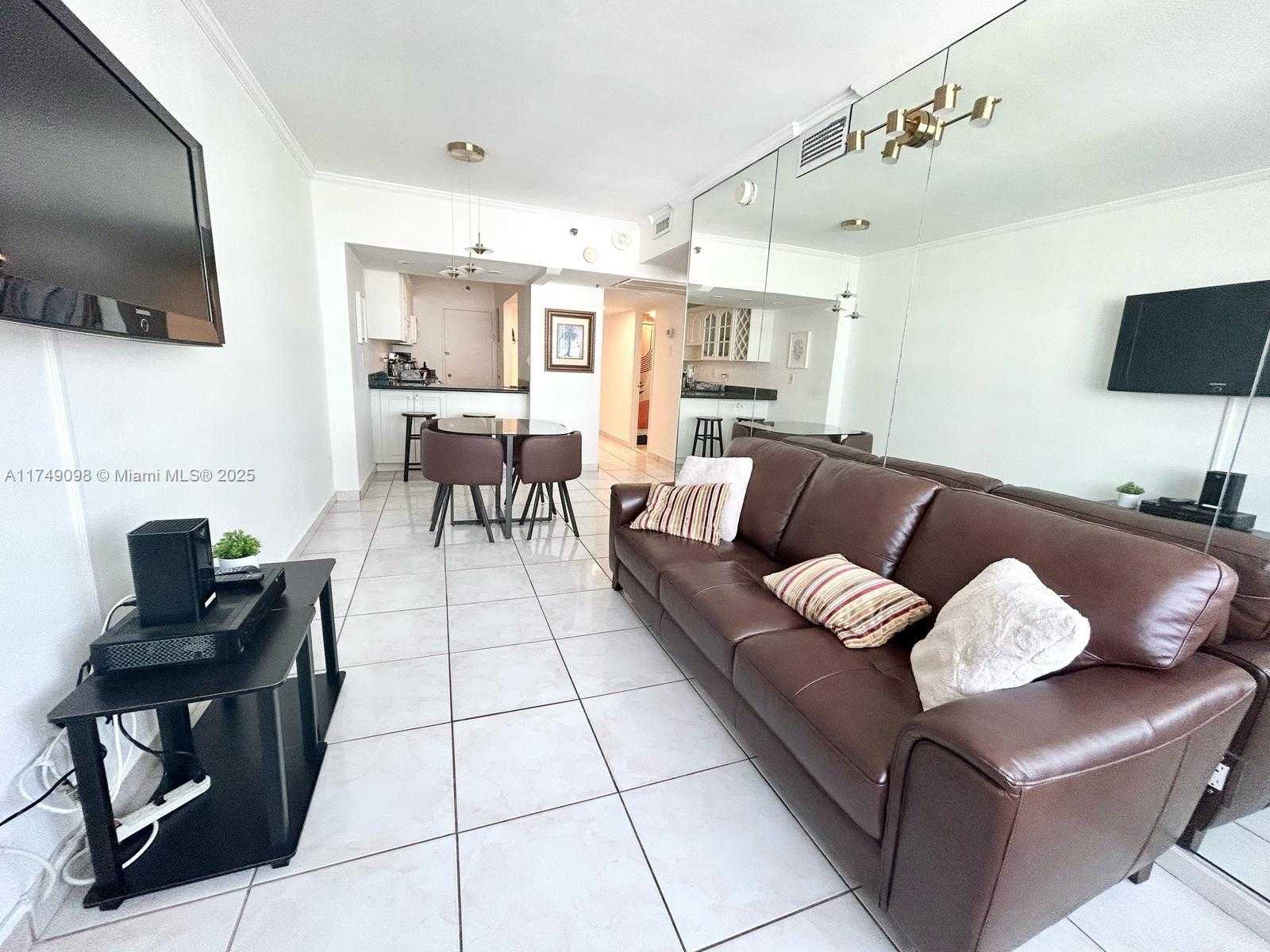 Small Image of 100 LINCOLN RD #639, Miami Beach Number 2