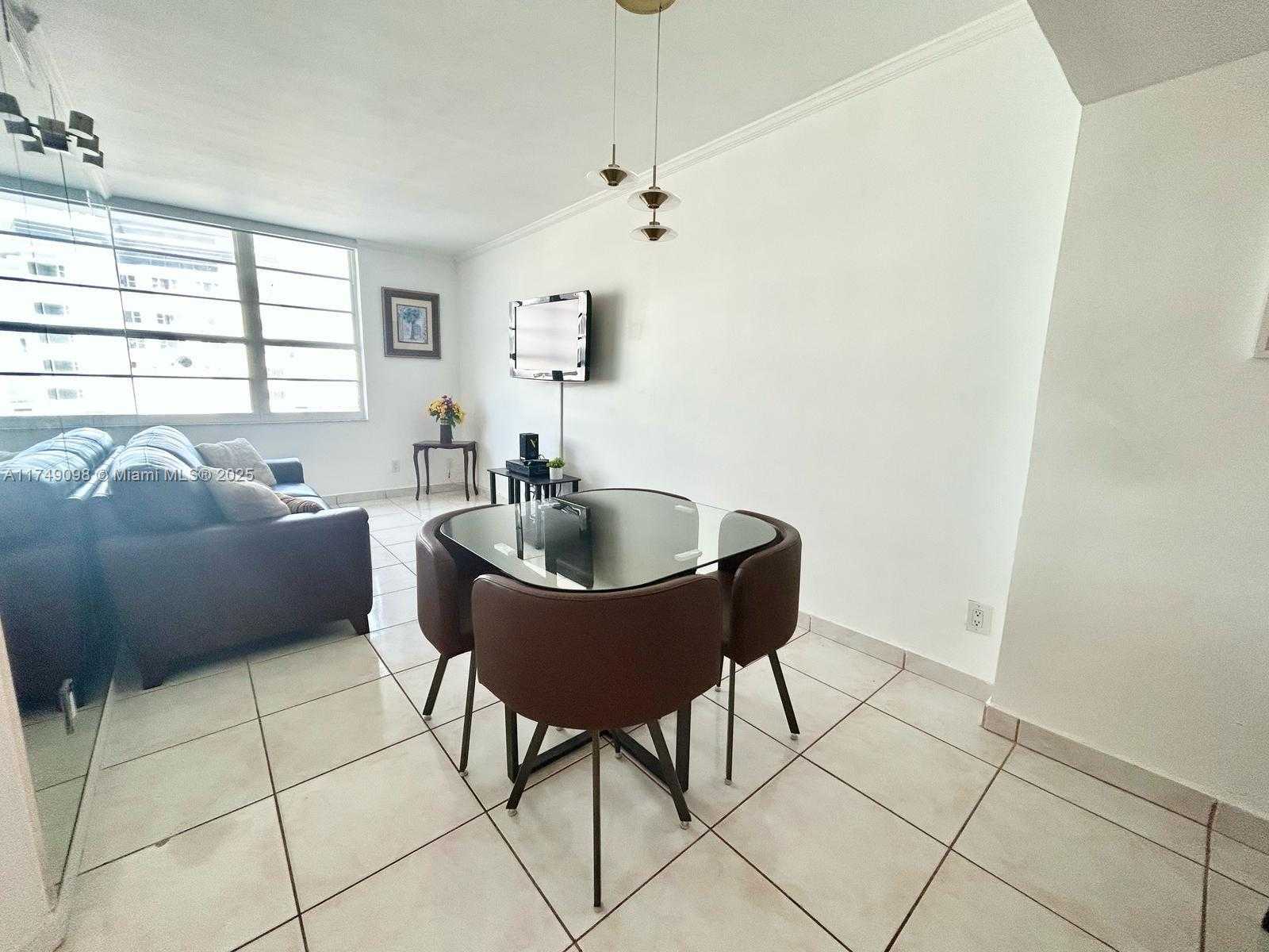 Small Image of 100 LINCOLN RD #639, Miami Beach Number 3