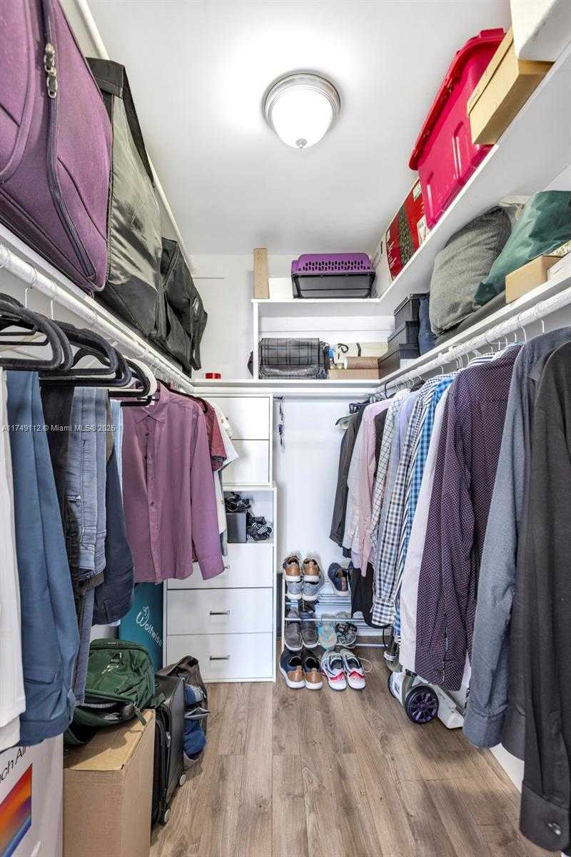 Small Image of 1455 NORTH TREASURE DR #PH-C, North Bay Village Number 13