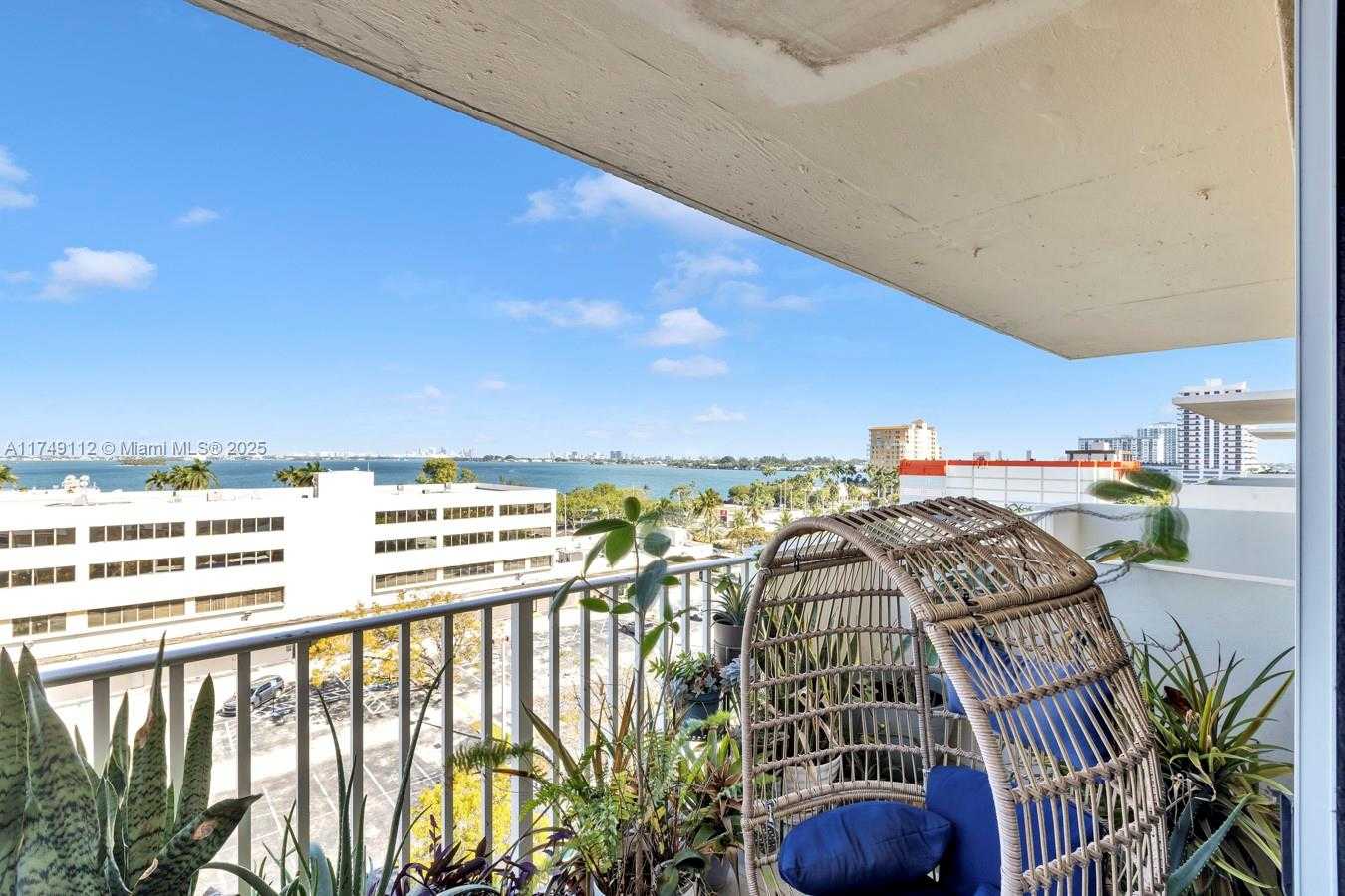 Small Image of 1455 NORTH TREASURE DR #PH-C, North Bay Village Number 18