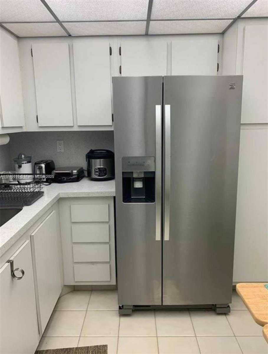 Small Image of 3701 NORTH COUNTRY CLUB DR #505, Aventura Number 7