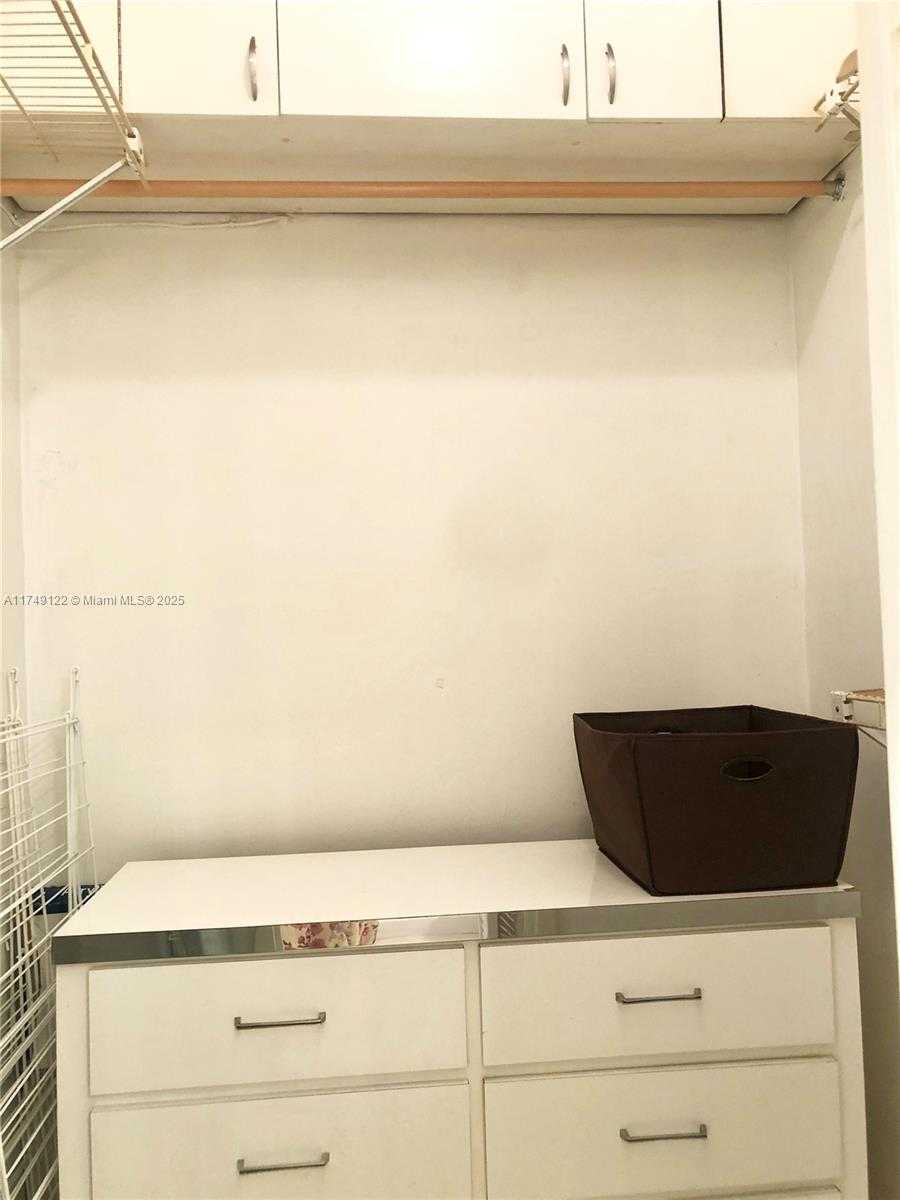 Small Image of 100 LINCOLN RD #632, Miami Beach Number 7