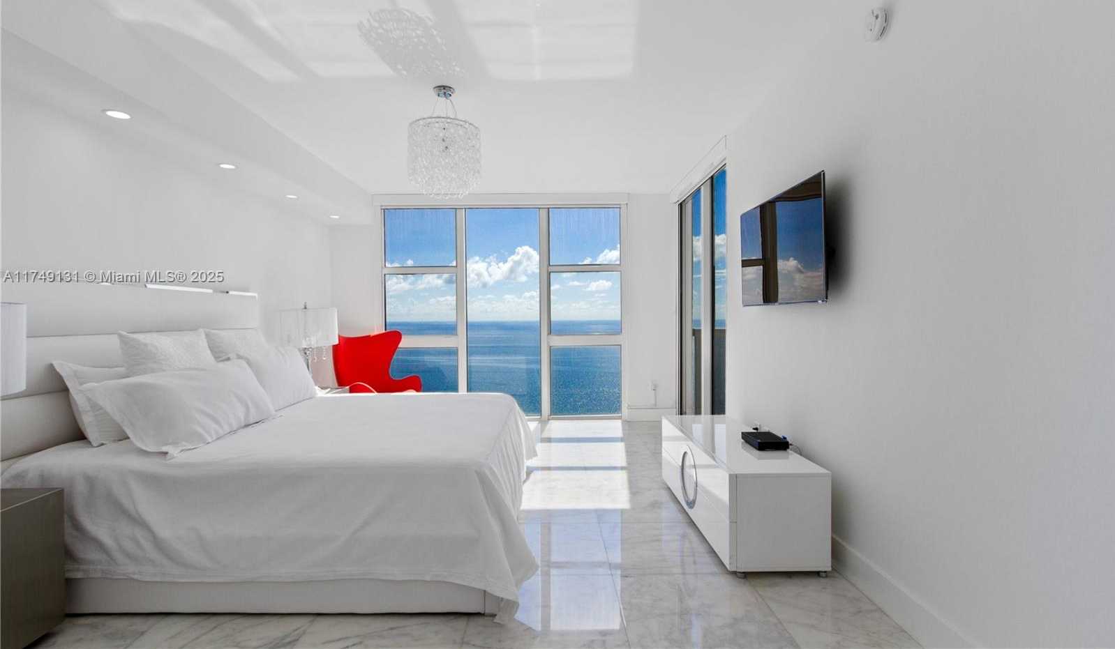 Small Image of 1800 SOUTH OCEAN DR #PH4404, Hallandale Beach Number 15
