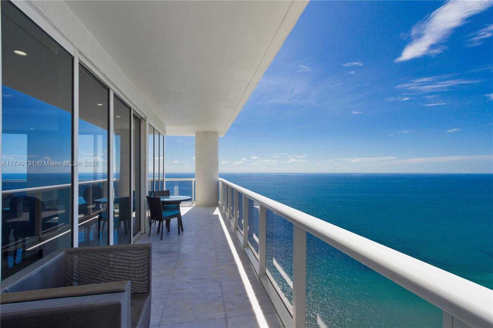 Small Image of 1800 SOUTH OCEAN DR #PH4404, Hallandale Beach Number 22