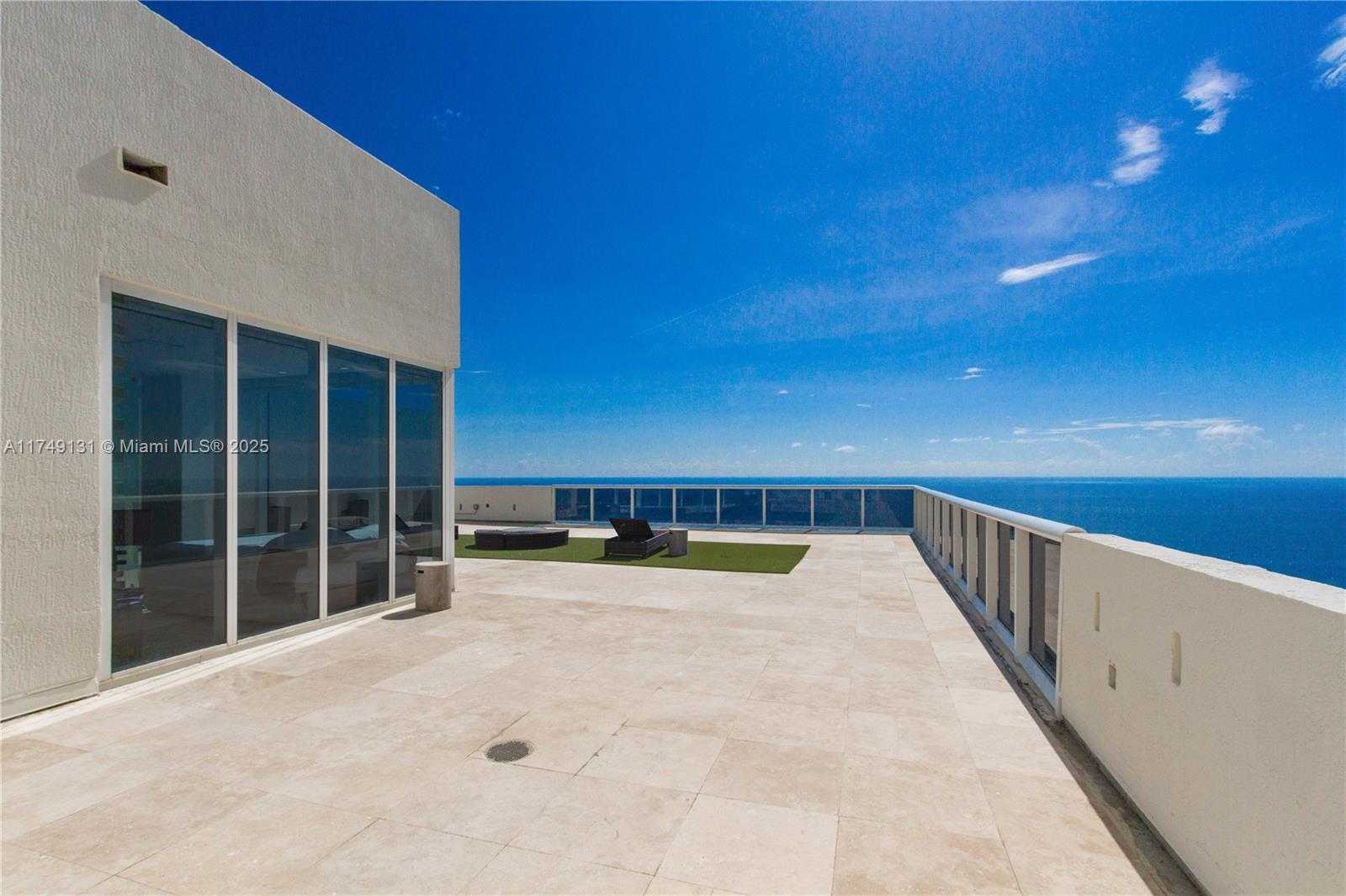 Small Image of 1800 SOUTH OCEAN DR #PH4404, Hallandale Beach Number 25