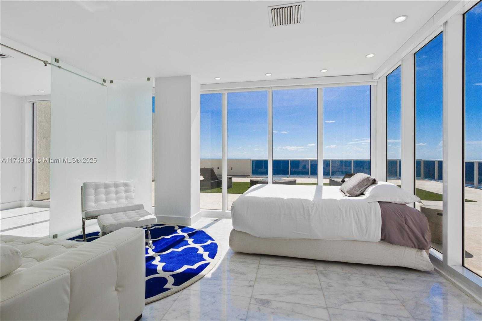 Small Image of 1800 SOUTH OCEAN DR #PH4404, Hallandale Beach Number 31