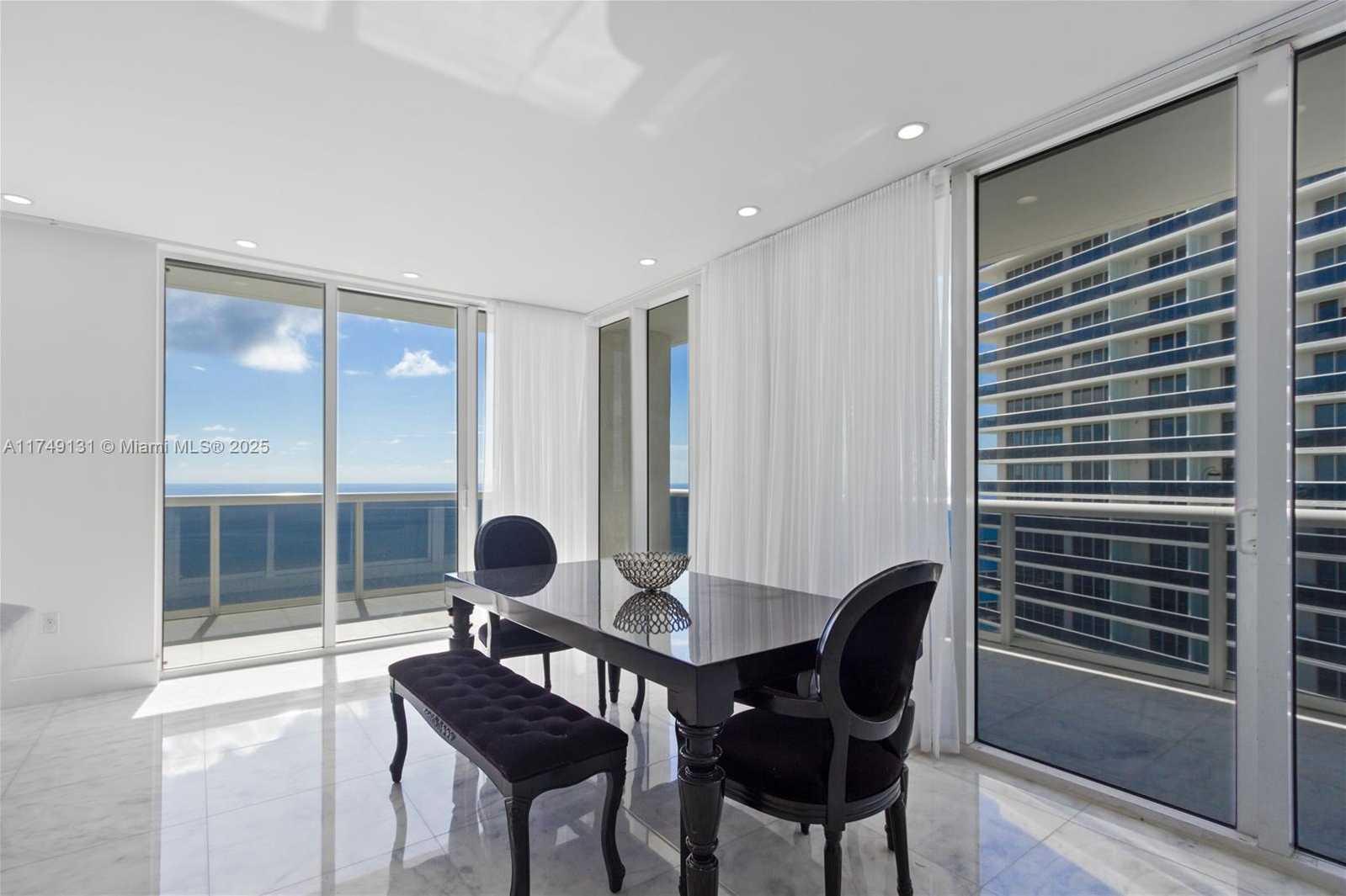 Small Image of 1800 SOUTH OCEAN DR #PH4404, Hallandale Beach Number 7