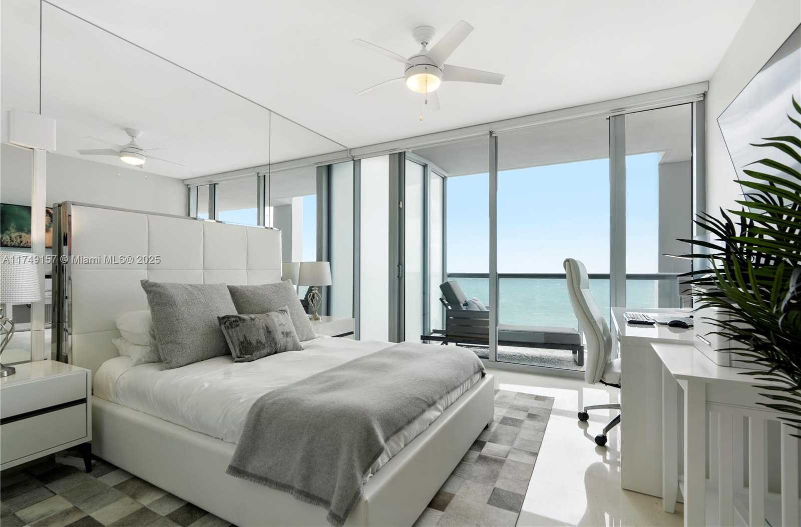 Small Image of 6799 COLLINS AVE #1404, Miami Beach Number 9