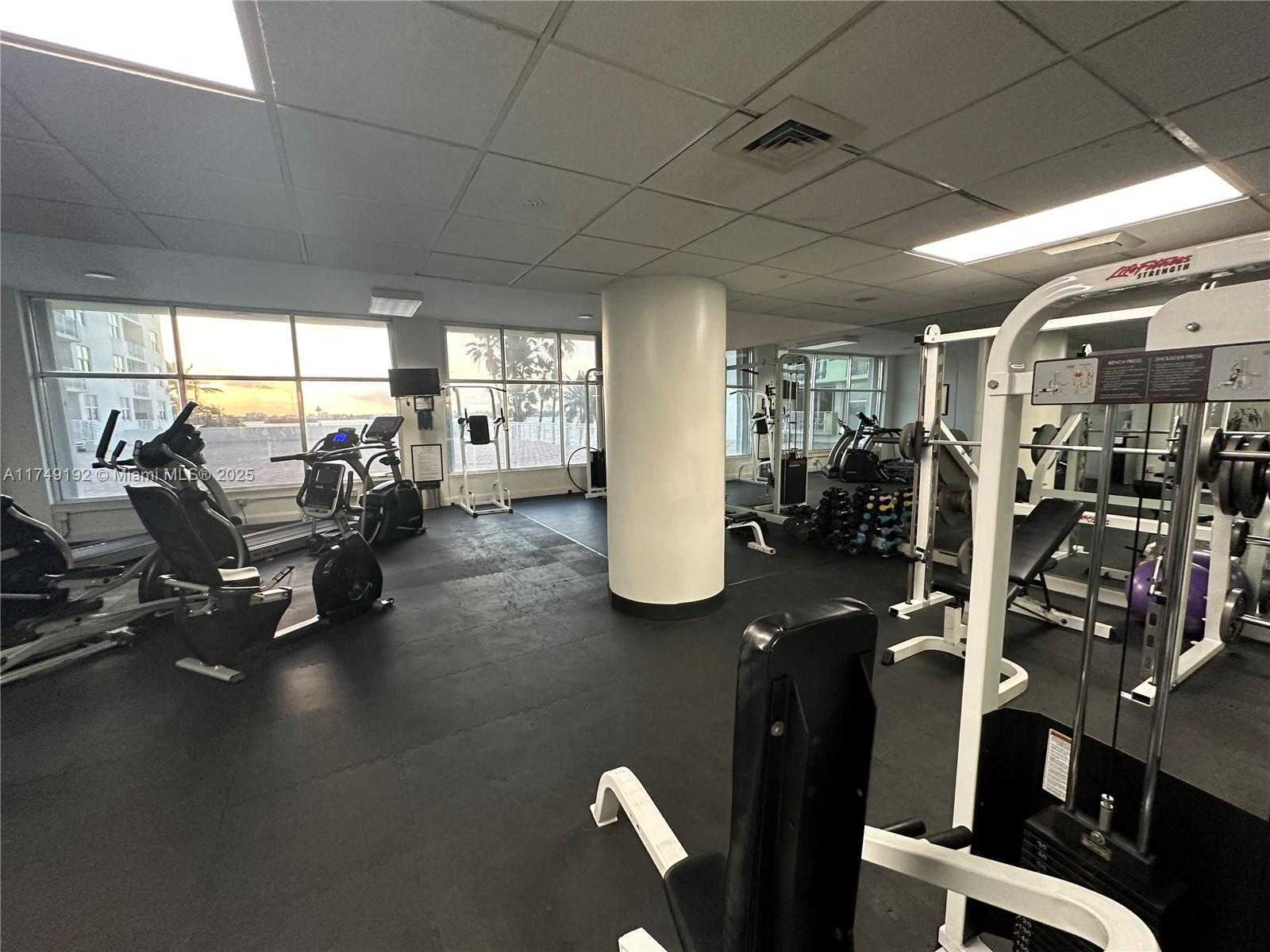 Small Image of 10350 WEST BAY HARBOR DR #6V, Bay Harbor Islands Number 27