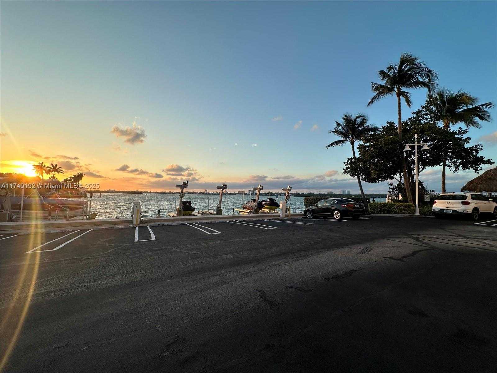 Small Image of 10350 WEST BAY HARBOR DR #6V, Bay Harbor Islands Number 43