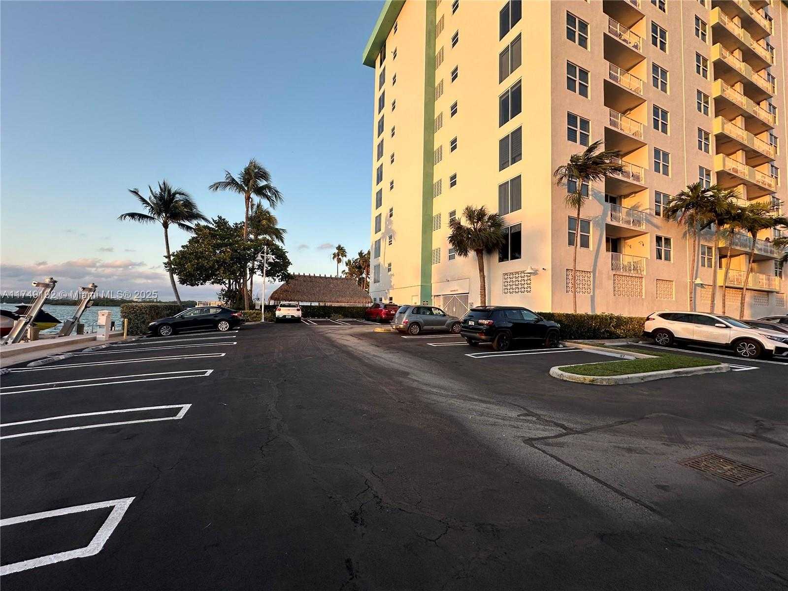 Small Image of 10350 WEST BAY HARBOR DR #6V, Bay Harbor Islands Number 44