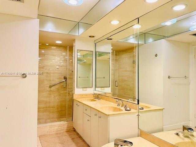 Small Image of 20281 EAST COUNTRY CLUB DR #405, Aventura Number 7