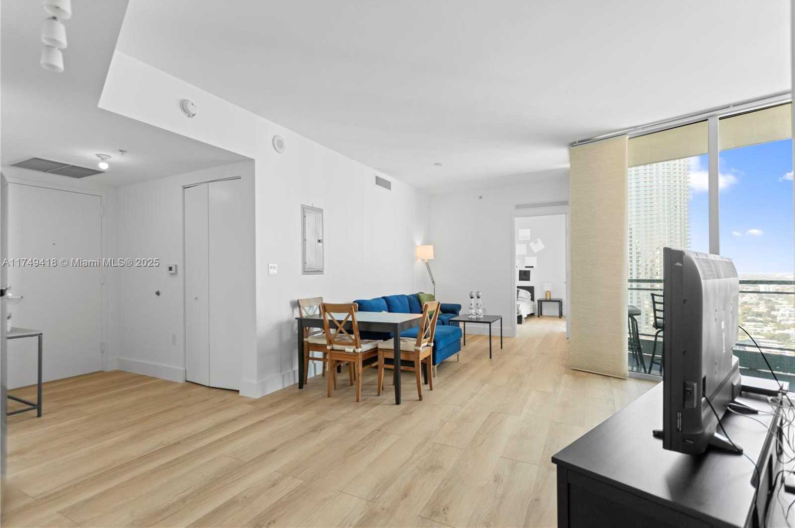 Small Image of 92 SOUTH WEST 3RD ST #3406, Miami Number 10