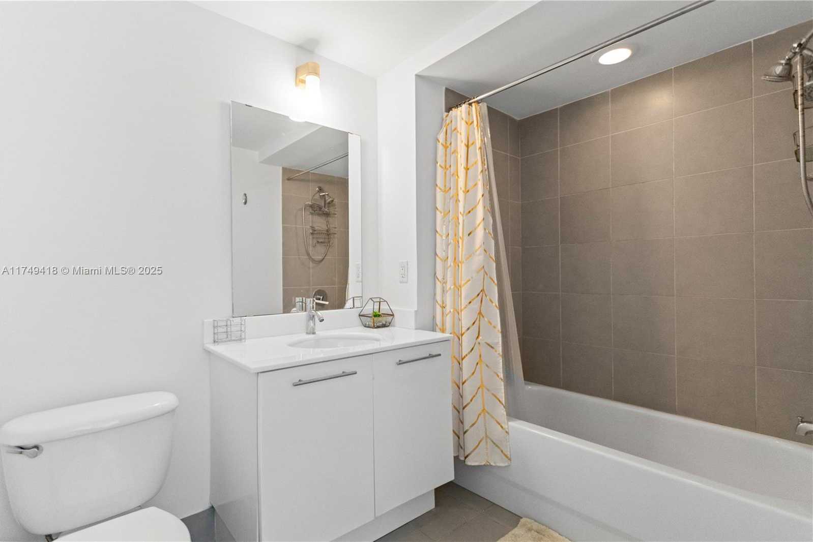 Small Image of 92 SOUTH WEST 3RD ST #3406, Miami Number 12