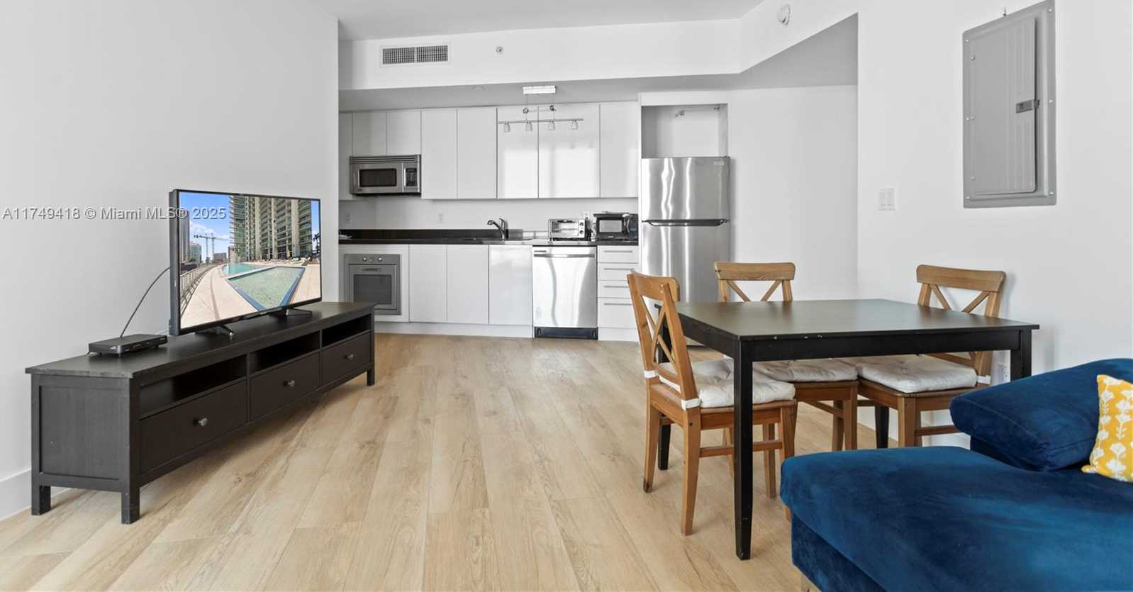 Small Image of 92 SOUTH WEST 3RD ST #3406, Miami Number 7