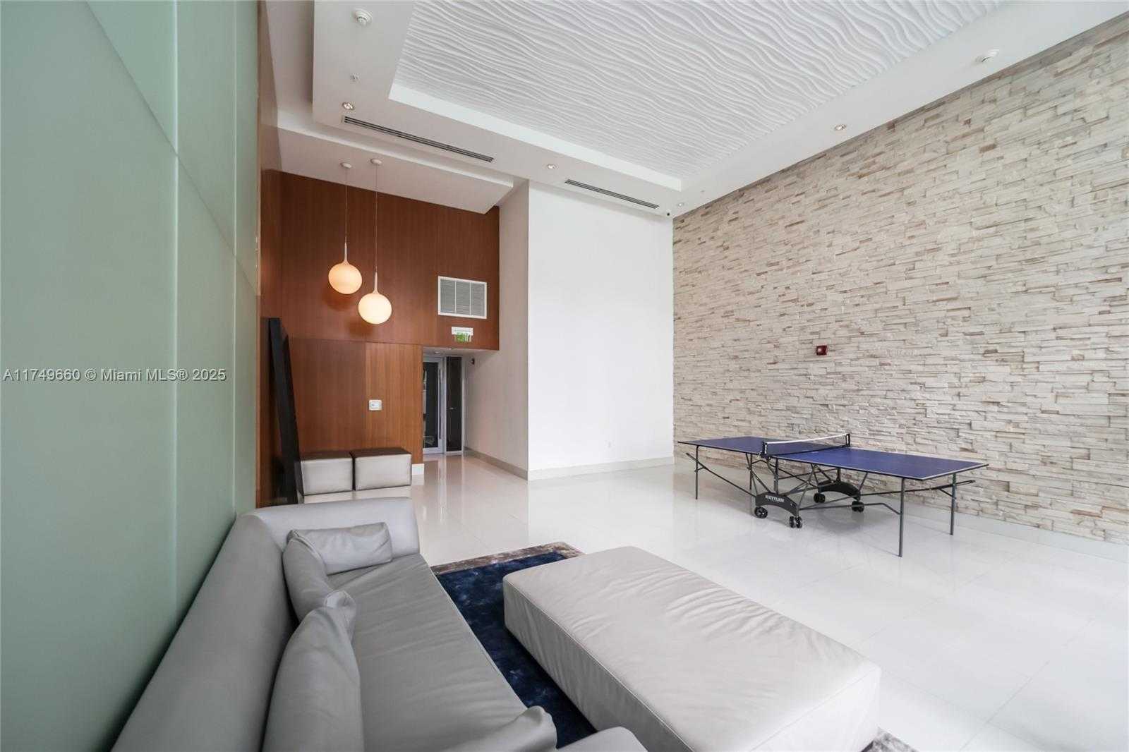 Small Image of 41 SOUTH EAST 5TH ST #704, Miami Number 13