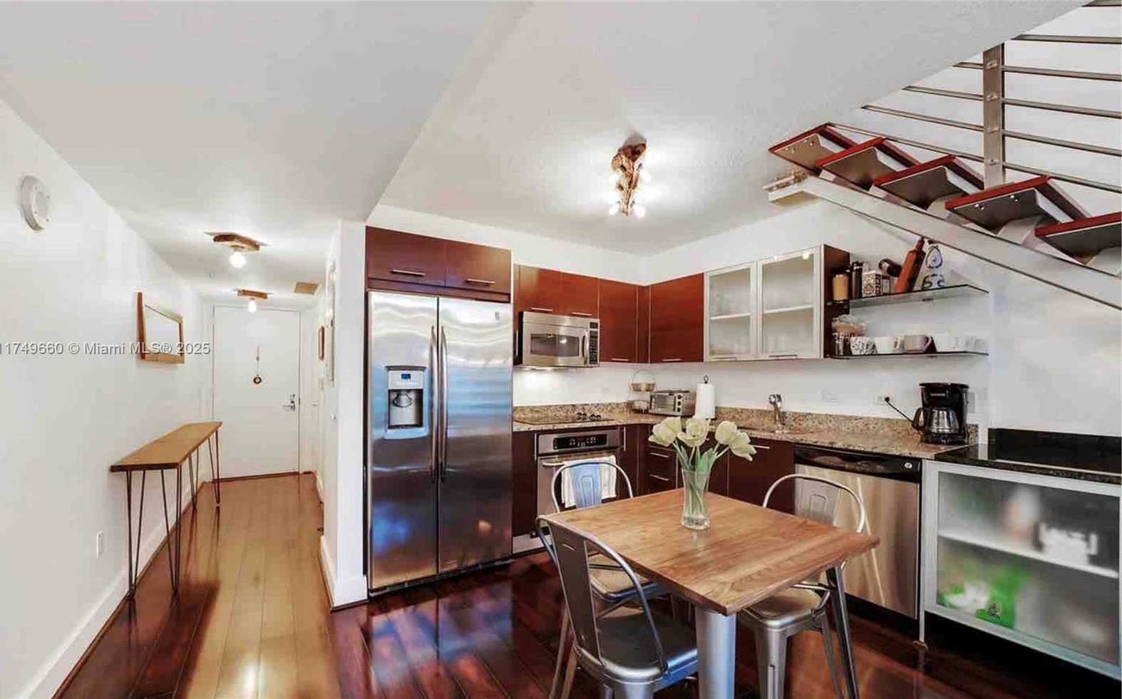 Small Image of 41 SOUTH EAST 5TH ST #704, Miami Number 2