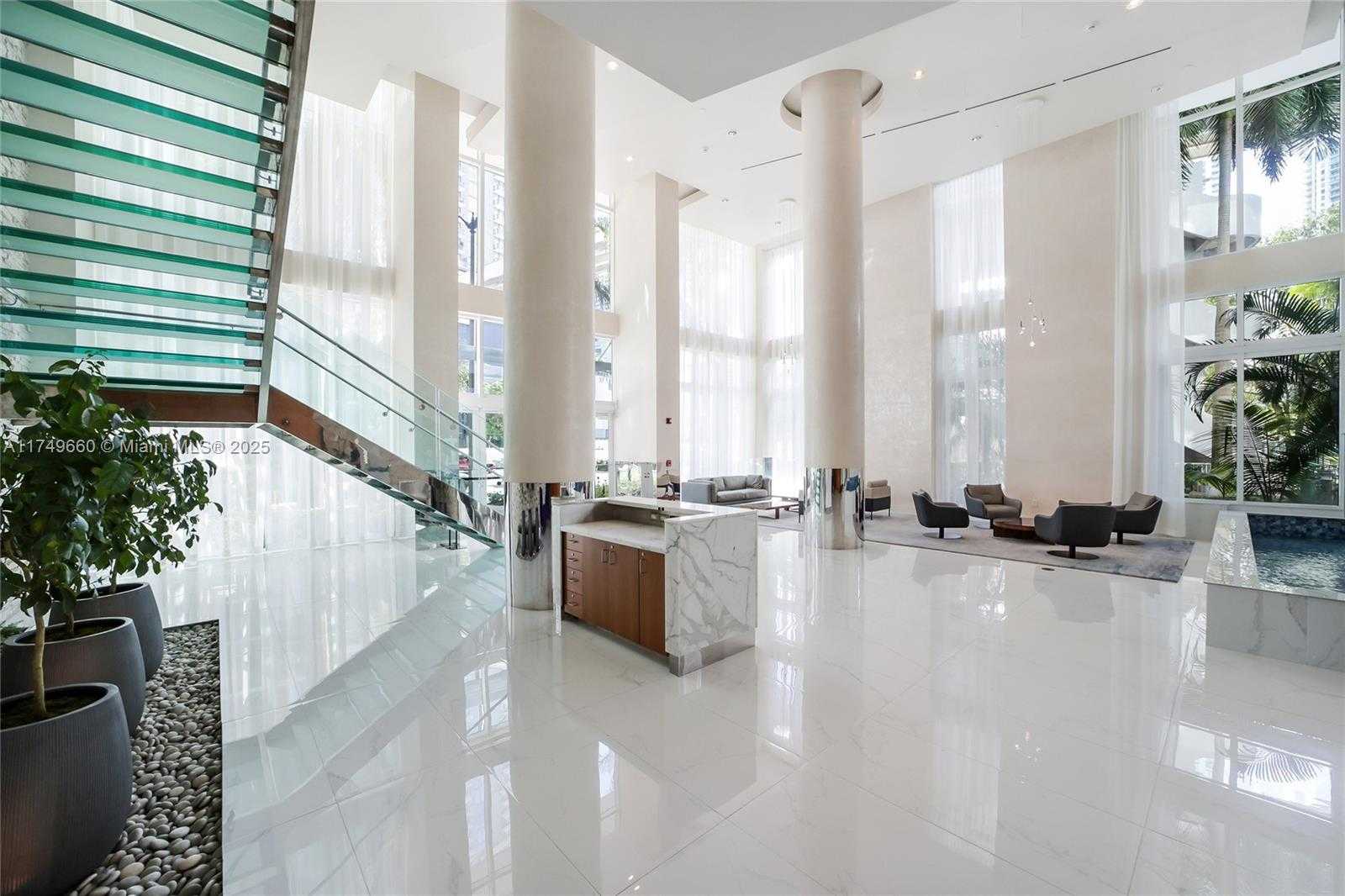 Small Image of 41 SOUTH EAST 5TH ST #704, Miami Number 9