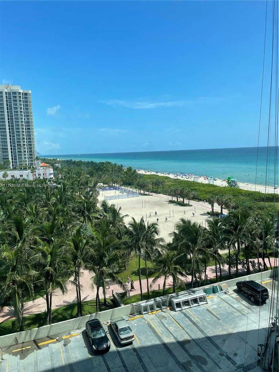 Small Image of 7135 COLLINS AVE #832, Miami Beach Number 4
