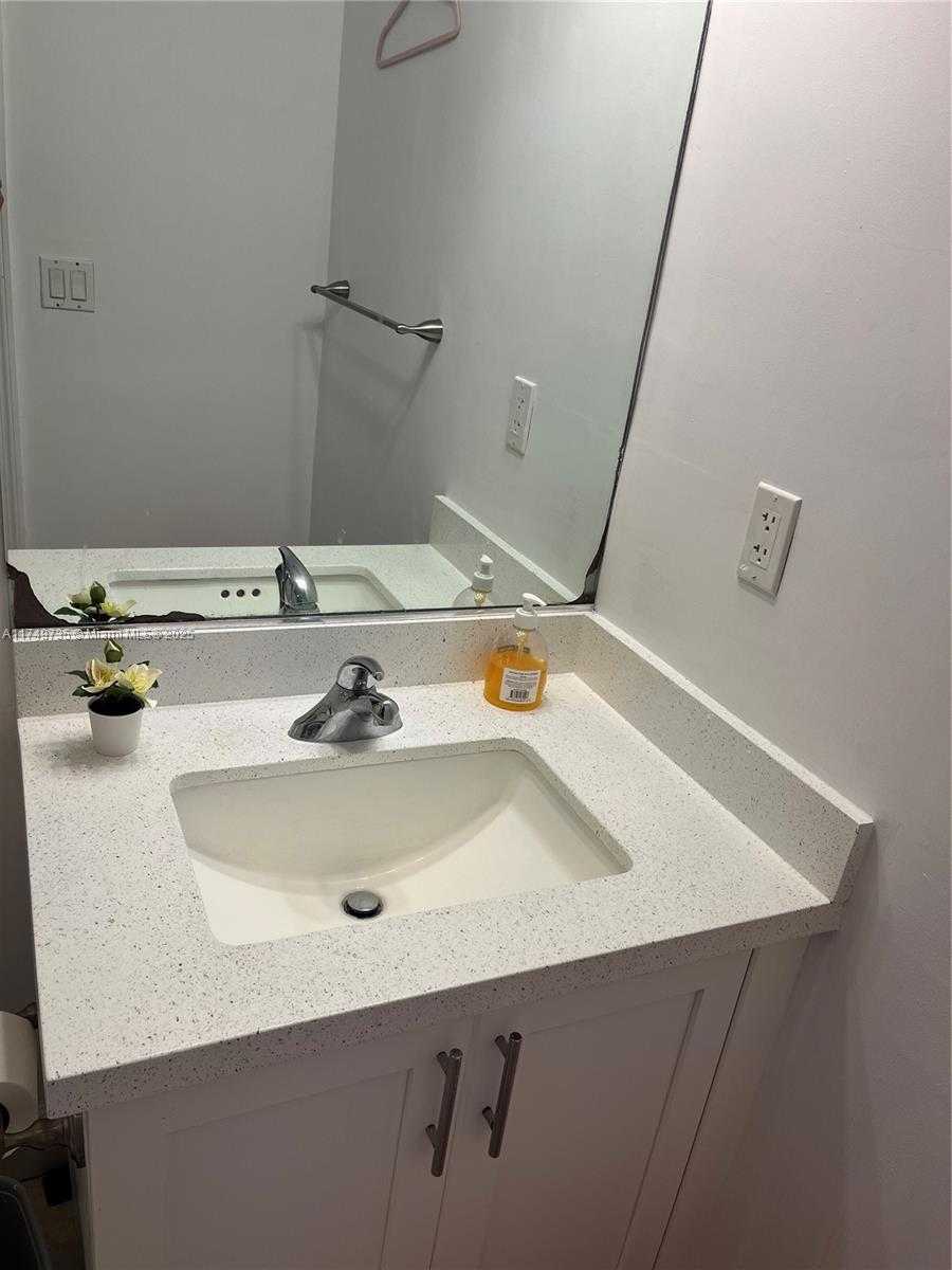 Small Image of 7501 EAST TREASURE DR #9EF, North Bay Village Number 18