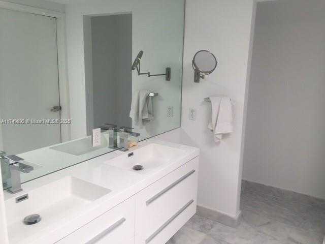 Small Image of 101 CRANDON BLVD #474, Key Biscayne Number 7